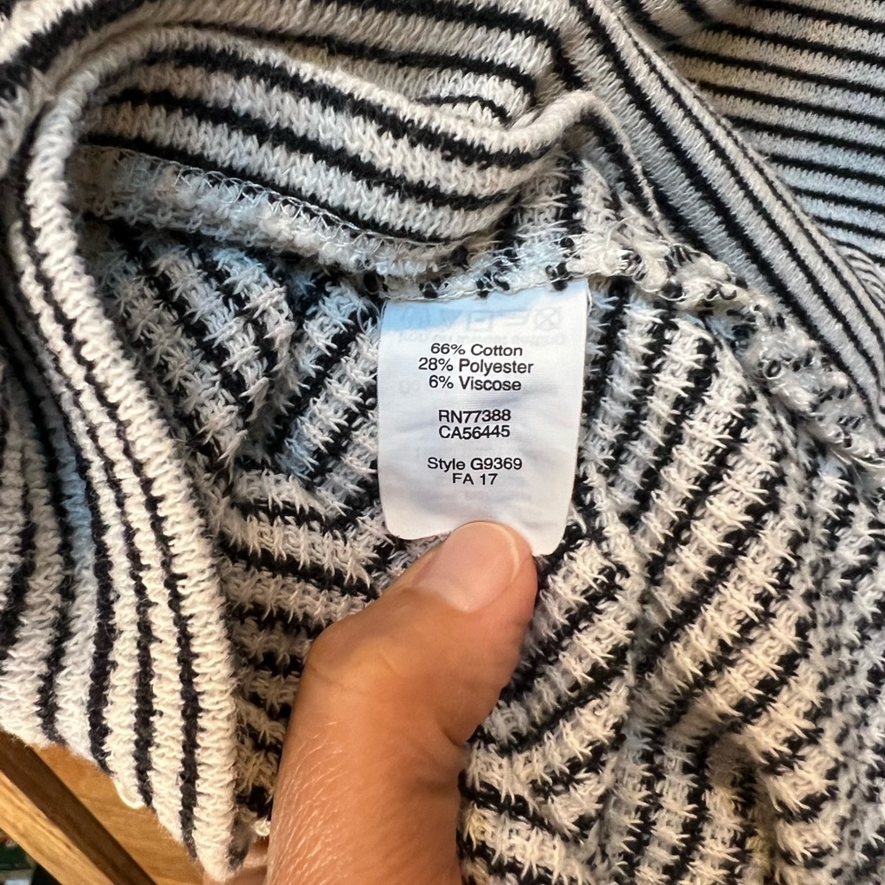 Mile(s) by Madewell Funnel Neck Tie-Sleeve Sweatshirt - Picture 7 of 9